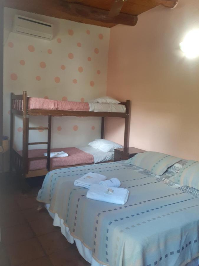 Hostal Candelaria Cafayate Ngoại thất bức ảnh