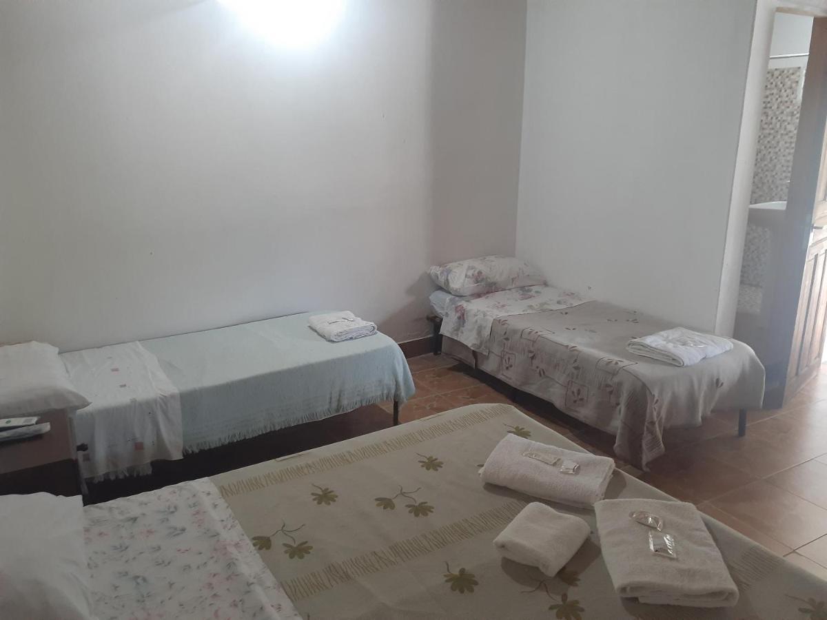Hostal Candelaria Cafayate Ngoại thất bức ảnh